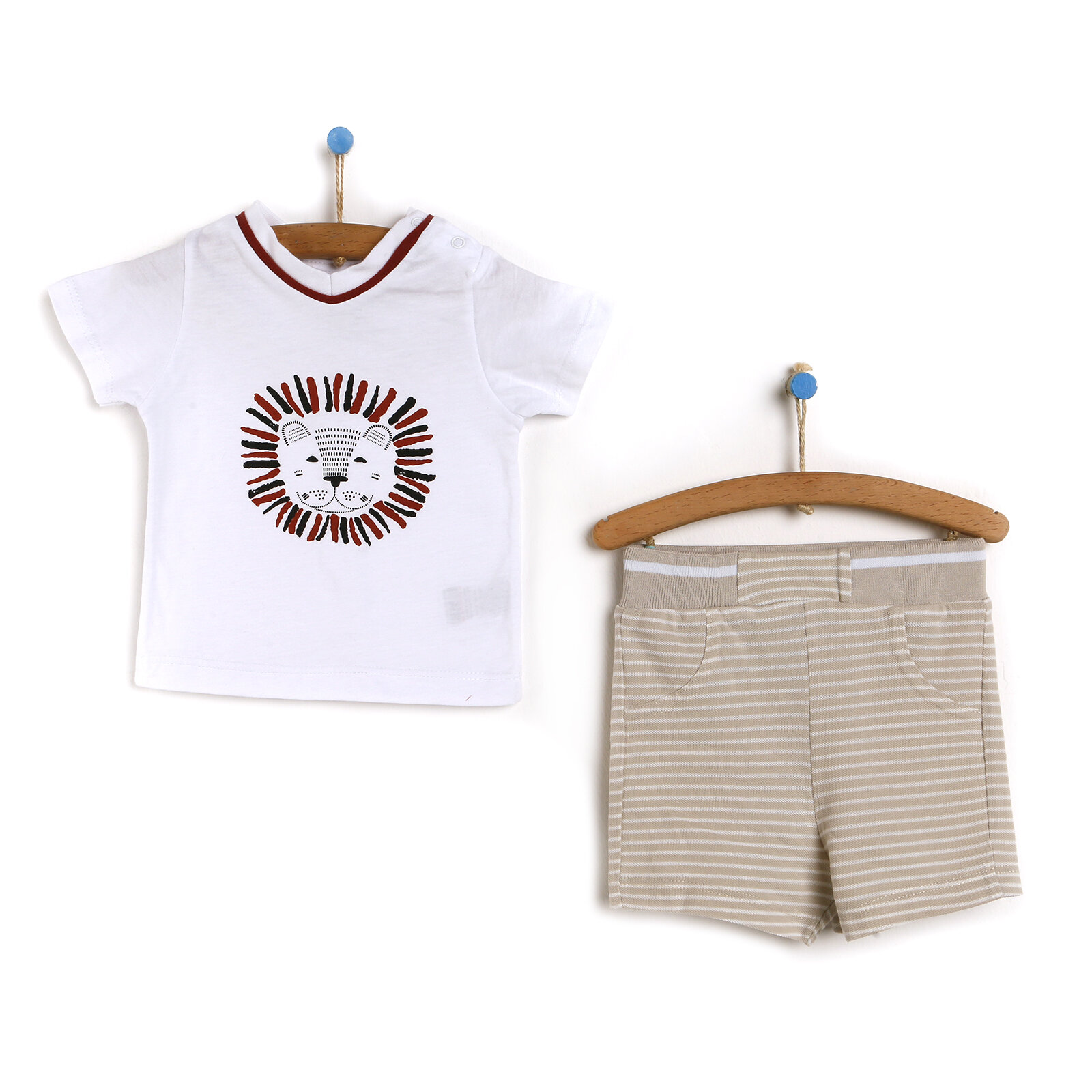 HelloBaby Püsküllü Aslan Erkek Bebek Süprem TshirtŞort HelloBaby Püsküllü Aslan Erkek Bebek Süprem TshirtŞort